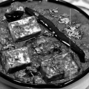 Paneer Hot Black 