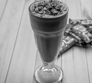 Kitkat Chocolate Shake