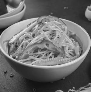 Shanghai Noodles Veg [Serves 1- 2]