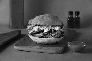 Grande Chicken & Slaw Burger