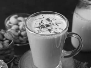 Badam Milk (hot)