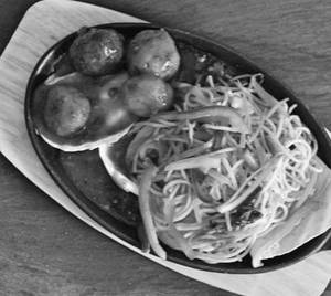 Veg Manchurian + Hakka Noodles