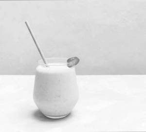 Strawberry lassi