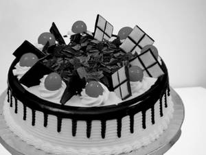 Eggless Black Forest Cake