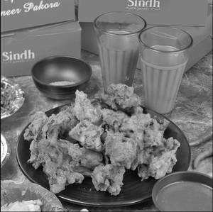 Mix Pakora.
