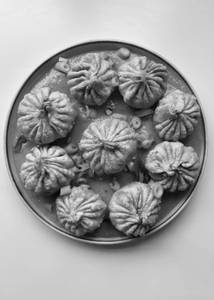 Veg fried momos [10 pieces]