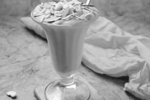 Dry Fruit Thick Mango Shake