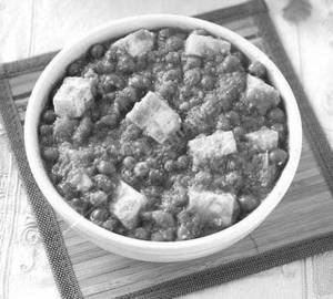 Mattar Paneer