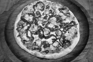 Chilly Paneer Pizza