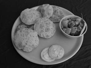 Aloo Tamater Sabji With 5 Poori