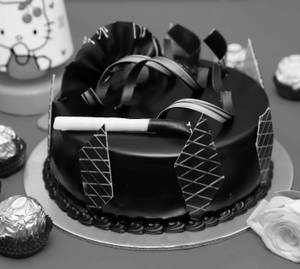Eggless Creamy Chocolate Cake (1/2 kg)