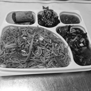 Chinese Non Veg Meal On The Box