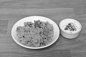 Fried Rice[250 Ml] + Raita[250 Ml]