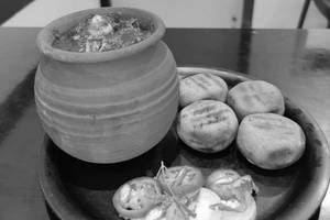 Champaran Chicken Matka Combo 500 Gm.