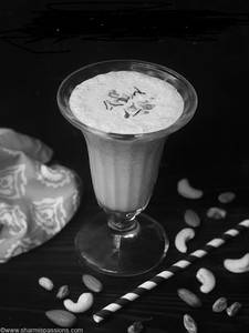 D H Special Dry Fruit Thick Shake