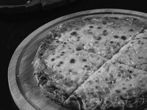 Schezwan Pizza [8 Inch]