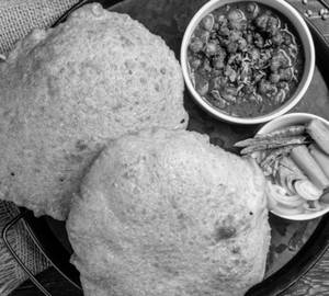 Chole Bhature [Full] + Kulhad Lassi [1 Glass]
