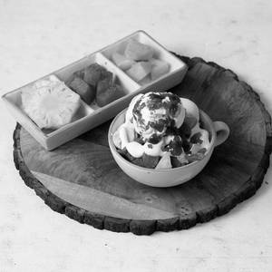 Fruit Salad With Ice Cream