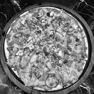 Paneer Tikka Pizza