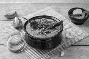 Dal Khichadi With Kolhapuri Tadaka