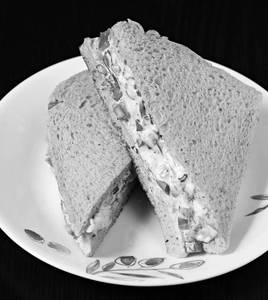 Mayonnaise sandwich 