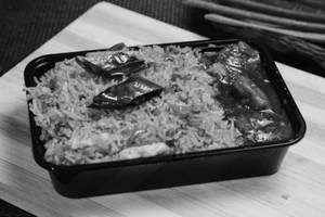 Chicken Schezwan Fried Rice Box ( Spicy )