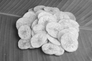 Banana Chips Ultra Thin Chips Salt (1kg)