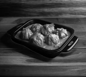 Gravy Momos