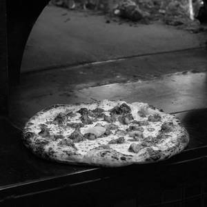 Surfers Treasure Pizza