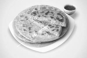 Aloo Paneer Paratha