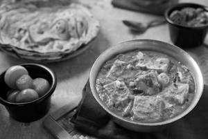 Paneer Hara Pyaaz Lababdar