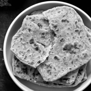 Tawa Aloo Parantha