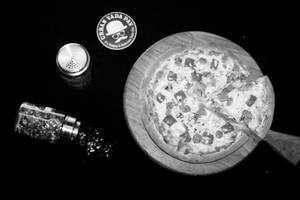 Urban Peppy Paneer Pizza 9"