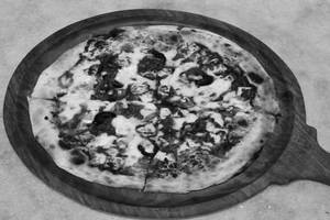 Pesto Queso Panela Pizza