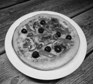 8" Zesty Mango Mushroom Pizza