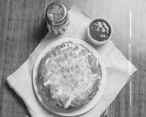 Large Double Cheese Margherita Pizza