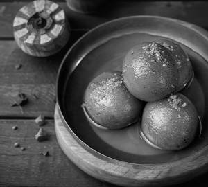 Gulab Jamun (2 Pcs)