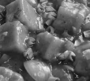 Paneer chilli [dry] or [Gravy]