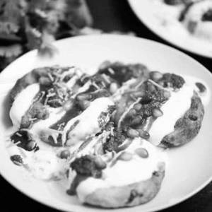 Aloo Tikki Chaat