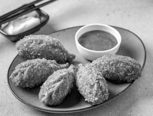 Chicken Kurkure Momos