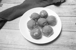 Desi Ghee Atta Laddu