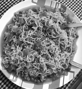 Tomato Masala Maggi With Butter