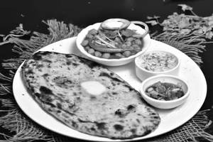 Naan Chole