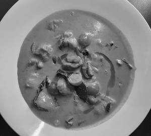 Thai Yellow Curry With Steamed Rice