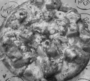 Paneer Makhani Pizza