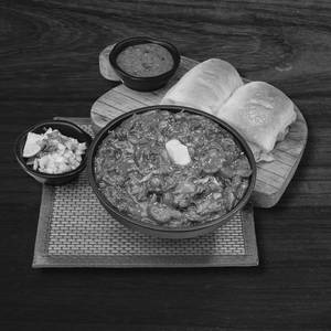 Geeta Khada Pav Bhaji