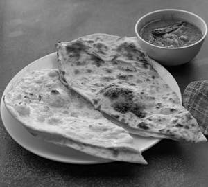 2 butter naan with mushroom chettinad