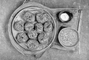 Tandoori Veg Momos                              