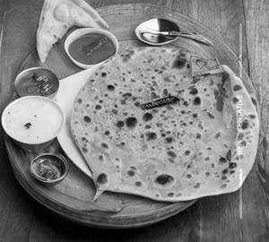 Aloo Pyaz Paratha
