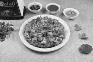 Paneer Tikka Schezwan Pizza